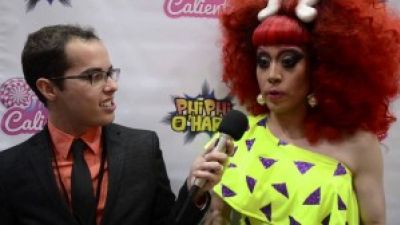 Phi Phi O’Hara (RuPauls Drag Race Season 4) chats with us at DragCon! Photo