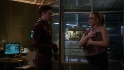 The Flash After Show Season 1 Episode 8 “Flash vs. Arrow” Photo
