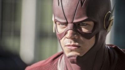 The Flash Season 2 Episode 1 “The Man Who Saved Central City” Photo