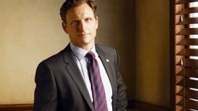Mellie admits Fitz tried to commit Suicide on Scandal Photo