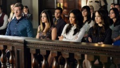 Pretty Little Liars After Show Season 5 Episode 24 “The Melody Lingers On” Photo